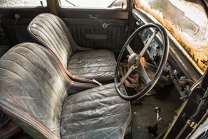 Британец нашел в захламленном сарае винтажный Bentley