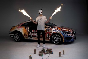 Немецкий рэпер сделал из Mercedes CLA арт-машину