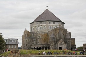 Таинственные места, которые открывают потусторонний мир