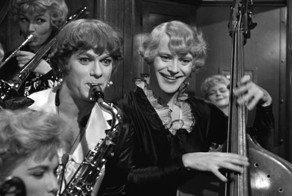 15 озорных цитат из фильма «В джазе только девушки»