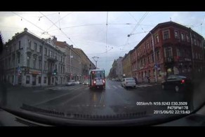 Зеленоглазое такси против трамвая