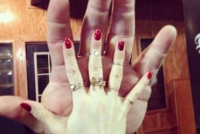 Вот это ладошки! Джефф Дейб и его огромные руки