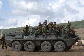 Бронетранспортер БТР-80