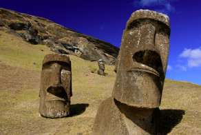 А вы знаете, что скрыто под головами на острове Пасхи?