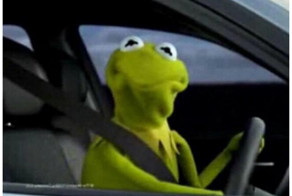 25 поз, которые сразу узнает каждый