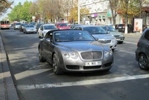 Объявление о продаже колес от Bentley (4 фото)