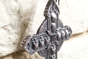 Байкерская атрибутика. Ювелирные изделия для брутальных мужиков