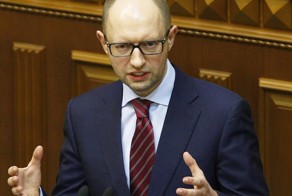 Яценюк требует у МВФ простить Украине долг в 15 млр $!