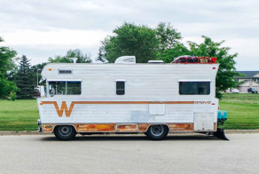 Ресторан на колёсах способный разогнаться до &quot;сотни&quot; за 3,2 секунды