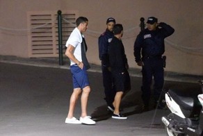 Автомобиль, на который справил нужду Роналду, продают в 15 раз дороже