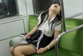 Кто был в метро, тот в цирке не смеется