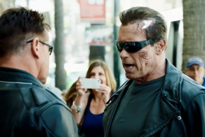 Уличный пранк от старины Арни