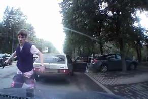 В Екатеринбурге орудует банда авторазбойников (фото+2 видео)