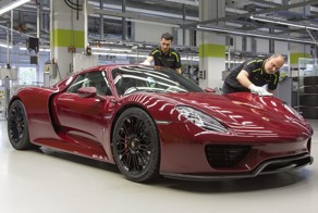 Выпущен последний Porsche 918 Spyder
