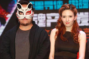 Китайский миллиардер сделал японскую порно-звезду «личным помощником»