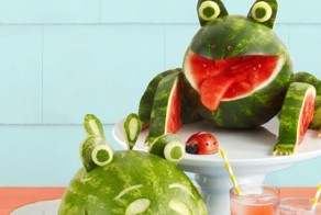 7 потрясающих скульптур из арбуза,которые даже жалко есть