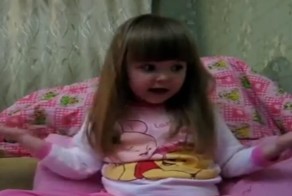 Когда мама спросила у маленькой дочки, что такое любовь, малышка поразила её своим недетским ответом