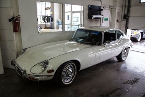 Место для любителей старинных машин