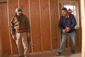 В умелых руках даже обычная рулетка может стать грозным оружием