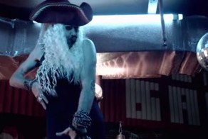 Кто не мечтал стать капитаном? А еще и выиграть айфон?