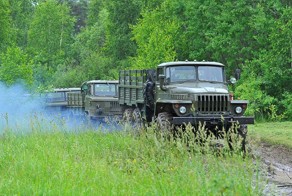Тест-драйв списанных Уралов и КАМАЗов (27 фото)