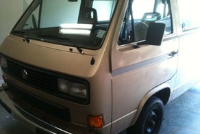 Как украсить свой старенький фургон VW (13 фото)