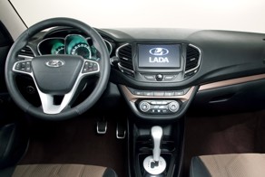 Фото интерьера серийной Lada Vesta