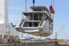 Перемещение яхты стоимостью 17 миллионов евро