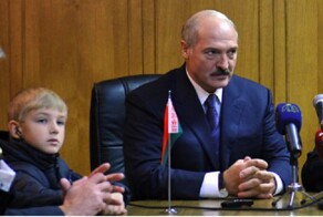 Долго не мог понять, кого же они мне напоминают?