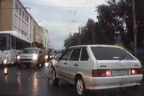 ДТП на перекрестке в Ижевске