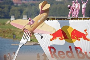 Падения нелетательных аппаратов в Москве 