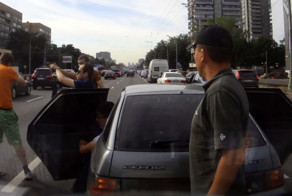 Конфликт на дороге с гостями столицы (фото+видео)