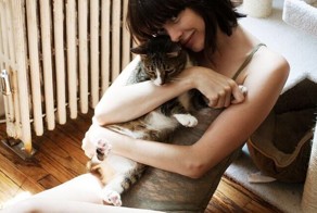 Девушки и их кошки