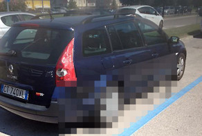 Renault Megan "расплавился" от сильной жары