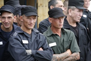 Век воли не видать. Как живут заключенные в тюрьмах разных стран мира