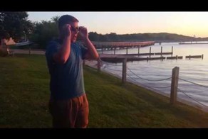 Вот как выглядят настоящие эмоции человека, который никогда не видел цвет настоящего заката