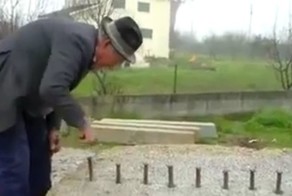 Как ровно расколоть каменную глыбу