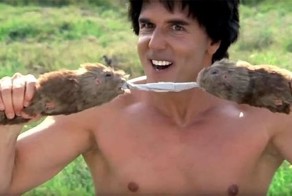 Самое необычное оружие в истории кино