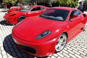 В Испании накрыли мастерскую где делали поддельные суперкары (3 фото+видео)