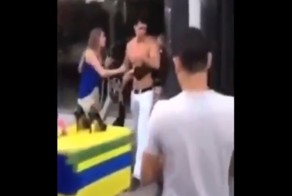 Такая и коня на скаку остановит! Девушка предотвратила драку