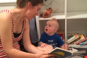 Этот чудесный малыш так любит книжки, что ужасно переживает каждый раз, когда они заканчиваются