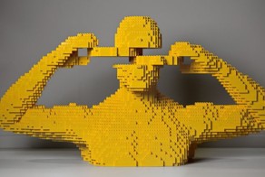 20 самых крупных скульптур из Lego