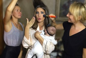 Молодые звездные мамочки, ни на секунду не отрывающиеся от своих деток
