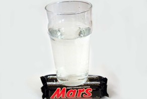 NASA объявило об обнаружении жидкой воды на поверхности Марса