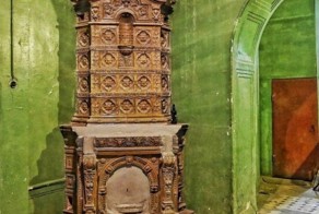 Камины и печи в старинных домах Санкт-Петербурга