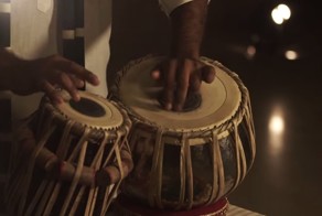 Индийские музыканты сделали кавер саундтрека фильма "Гарри Поттера", от которого захватывает дух!