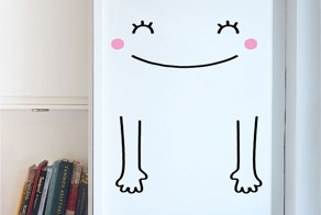 10 милых наклеек, которые превращают двери в очаровательных животных