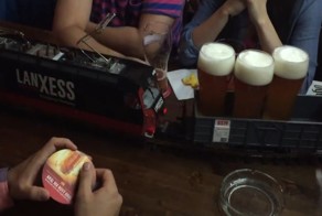 Пражский бар в котором поезда всегда приходят вовремя