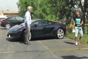 Дедушка поставил на место пранкстеров 