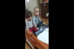 Золотая молодежь возвращается с клуба домой